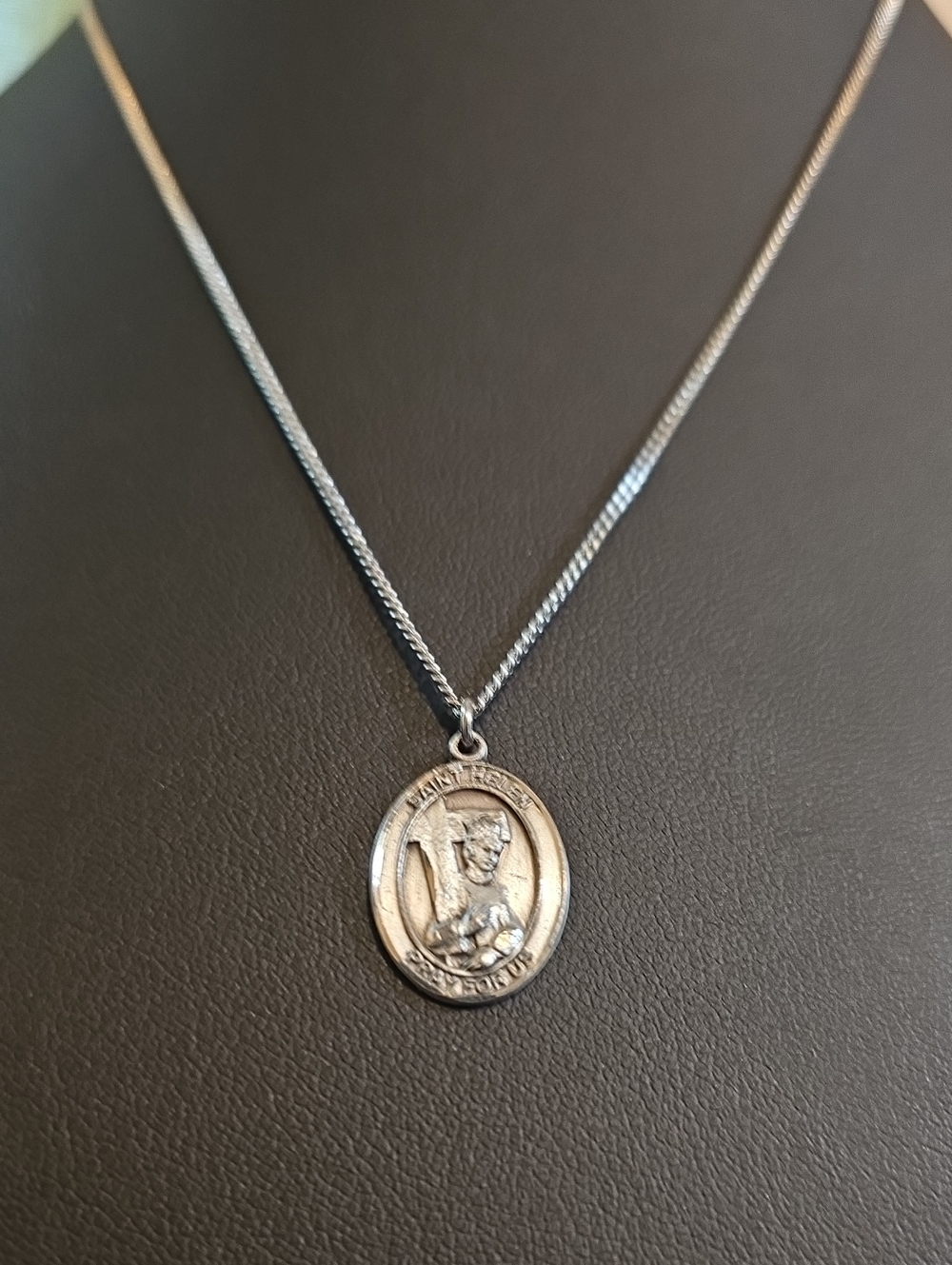 Vintage Bliss Sterling Silver Saint Helen Patron Saint Medal Pendant Necklace